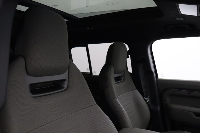  LAND ROVER DEFENDER 4.4 P635 Octa 110 5dr Auto 5145712