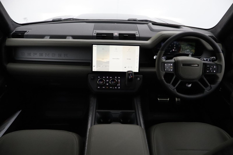  LAND ROVER DEFENDER 4.4 P635 Octa 110 5dr Auto 5145737