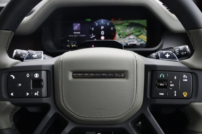  LAND ROVER DEFENDER 4.4 P635 Octa 110 5dr Auto 5145763