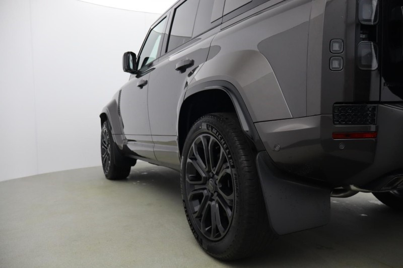 LAND ROVER DEFENDER 4.4 P635 Octa 110 5dr Auto 5145698