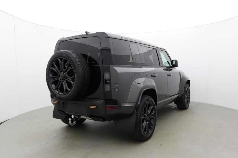  LAND ROVER DEFENDER 4.4 P635 Octa 110 5dr Auto 5145694