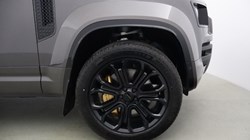 LAND ROVER DEFENDER 4.4 P635 Octa 110 5dr Auto 5145717