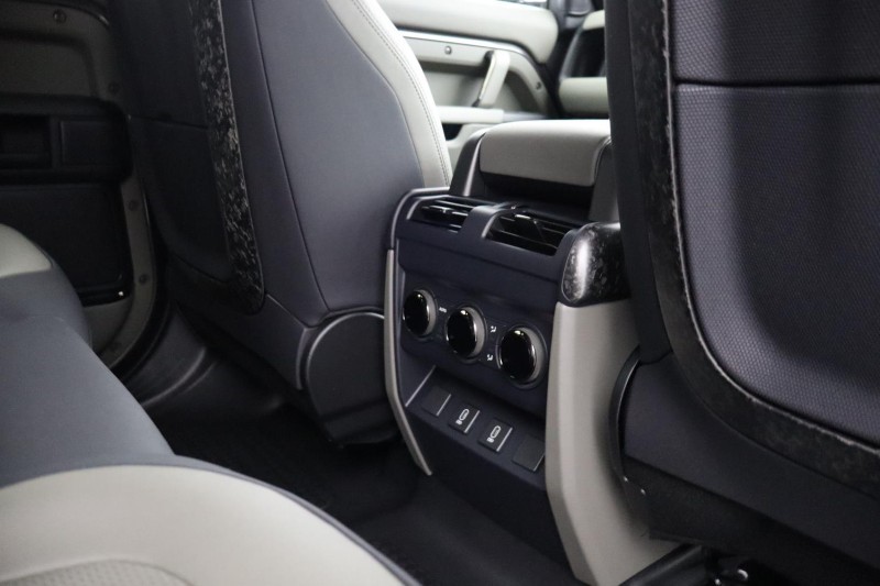  LAND ROVER DEFENDER 4.4 P635 Octa 110 5dr Auto 5145709