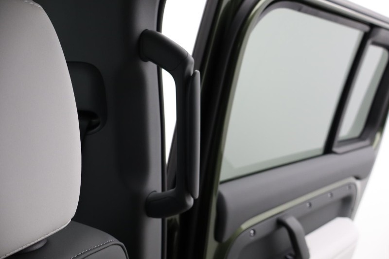  LAND ROVER DEFENDER 3.0 D350 X-Dynamic SE 110 5dr Auto 4930055