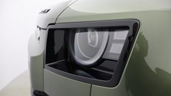LAND ROVER DEFENDER 3.0 D350 X-Dynamic SE 110 5dr Auto 4929999