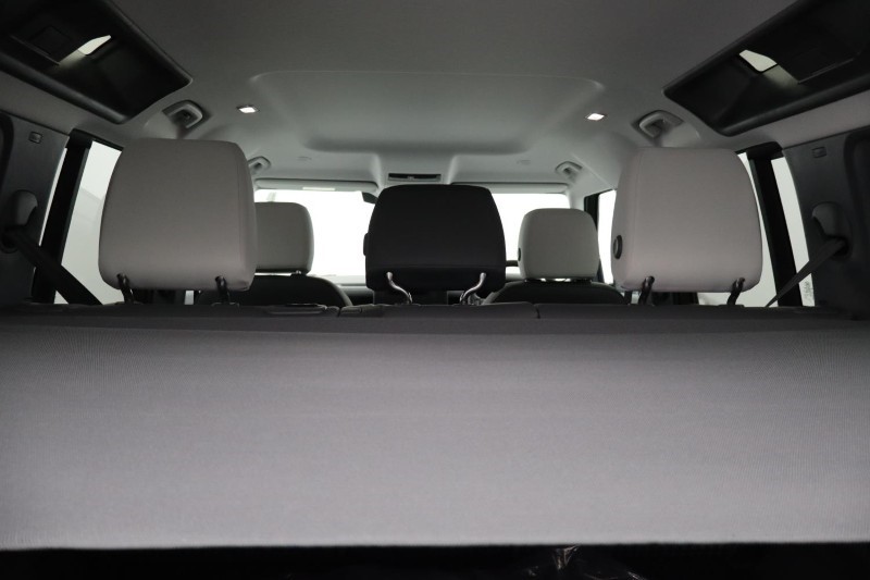  LAND ROVER DEFENDER 3.0 D350 X-Dynamic SE 110 5dr Auto 4929979