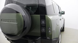 LAND ROVER DEFENDER 3.0 D350 X-Dynamic SE 110 5dr Auto 4929968
