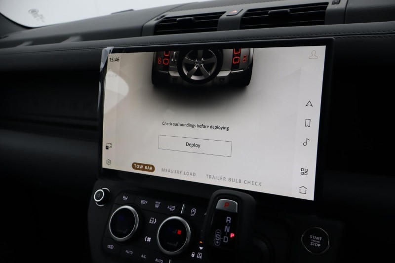  LAND ROVER DEFENDER 3.0 D350 X-Dynamic SE 110 5dr Auto 4930036