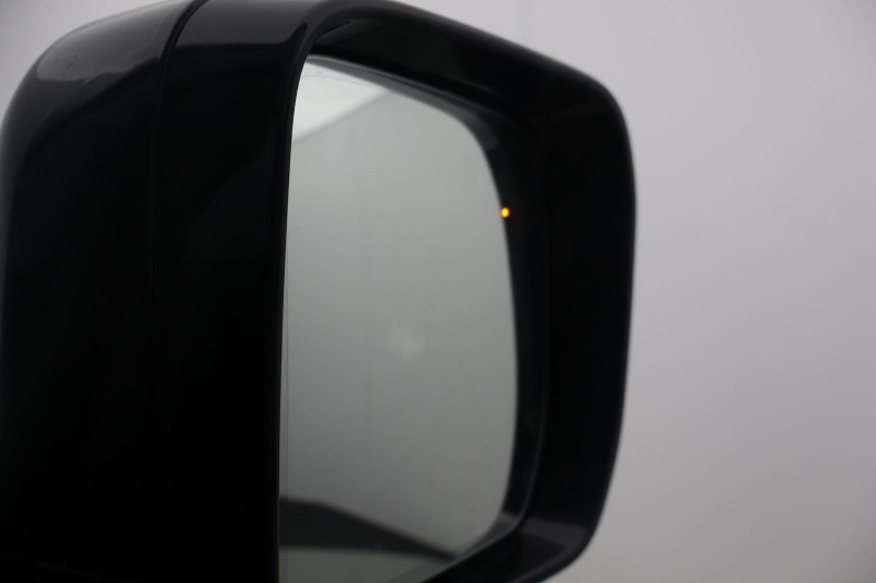  LAND ROVER DEFENDER 3.0 D350 X-Dynamic SE 110 5dr Auto 4930027