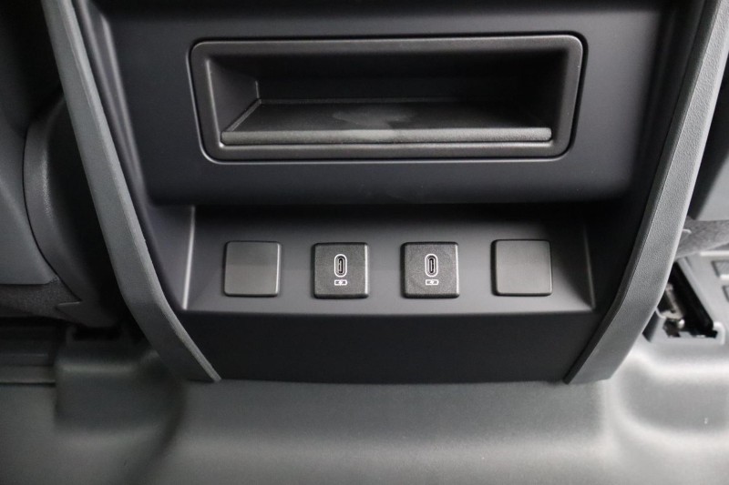  LAND ROVER DEFENDER 3.0 D350 X-Dynamic SE 110 5dr Auto 4930052