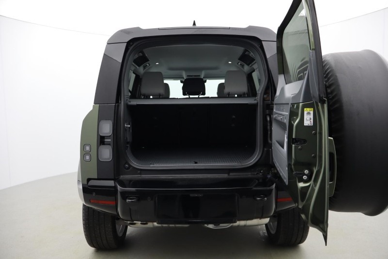  LAND ROVER DEFENDER 3.0 D350 X-Dynamic SE 110 5dr Auto 4929973