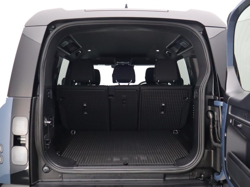  LAND ROVER DEFENDER 3.0 D350 X-Dynamic SE 110 5dr Auto 5917203