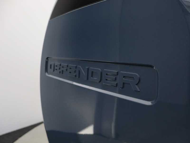  LAND ROVER DEFENDER 3.0 D350 X-Dynamic SE 110 5dr Auto 5917214
