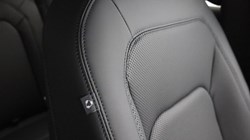 LAND ROVER DEFENDER 3.0 D350 X-Dynamic SE 110 5dr Auto 5917264