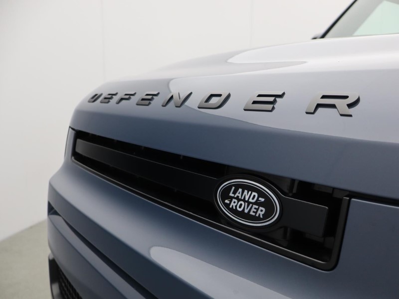  LAND ROVER DEFENDER 3.0 D350 X-Dynamic SE 110 5dr Auto 5917224