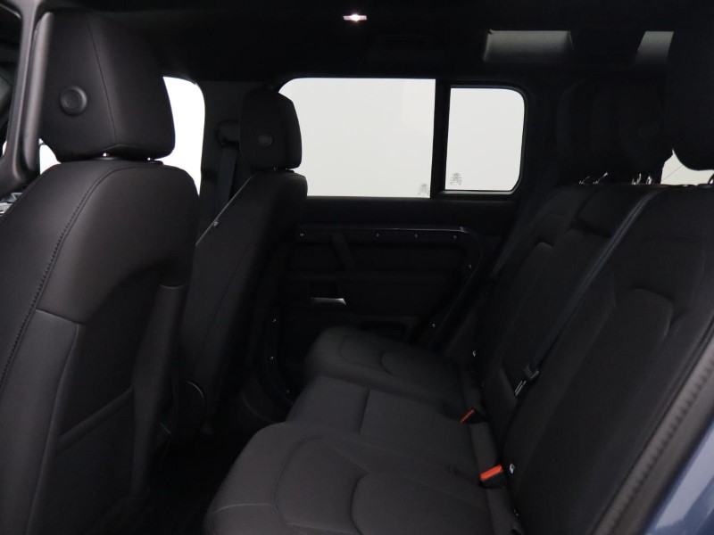  LAND ROVER DEFENDER 3.0 D350 X-Dynamic SE 110 5dr Auto 5917212