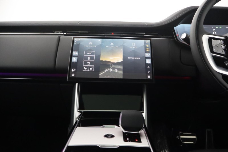  LAND ROVER RANGE ROVER 3.0 D300 SE 4dr Auto 5259882