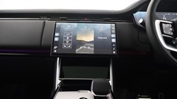 LAND ROVER RANGE ROVER 3.0 D300 SE 4dr Auto 5259881