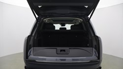 LAND ROVER RANGE ROVER 3.0 D300 SE 4dr Auto 5259846