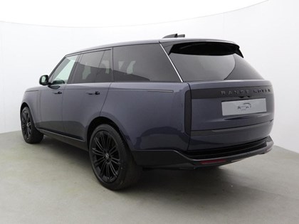 LAND ROVER RANGE ROVER 3.0 D300 SE 4dr Auto