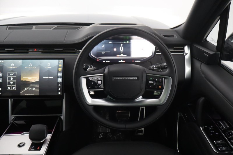  LAND ROVER RANGE ROVER 3.0 D300 SE 4dr Auto 5259885