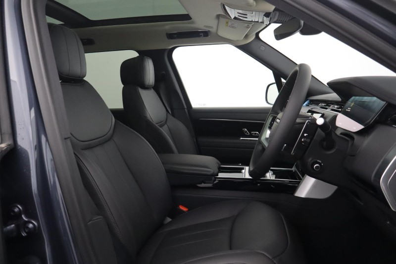  LAND ROVER RANGE ROVER 3.0 D300 SE 4dr Auto 5259872