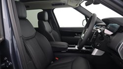 LAND ROVER RANGE ROVER 3.0 D300 SE 4dr Auto 5259872