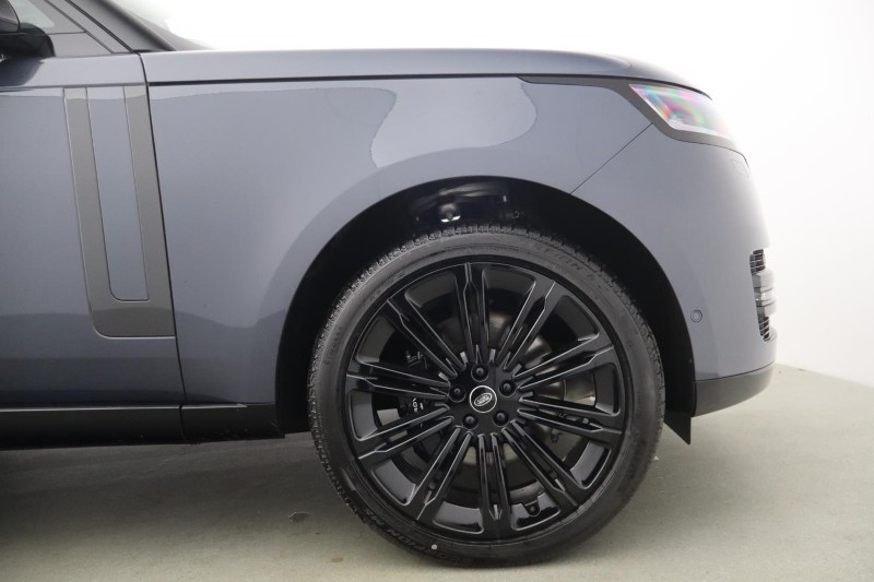  LAND ROVER RANGE ROVER 3.0 D300 SE 4dr Auto 5259862