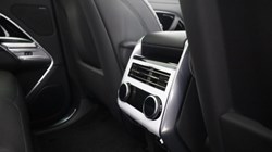 LAND ROVER RANGE ROVER 3.0 D300 SE 4dr Auto 5259858