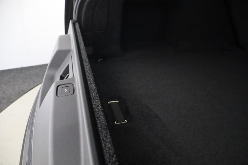  LAND ROVER RANGE ROVER 3.0 D300 SE 4dr Auto 5259849