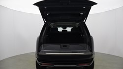 LAND ROVER RANGE ROVER 3.0 D300 SE 4dr Auto 5724728