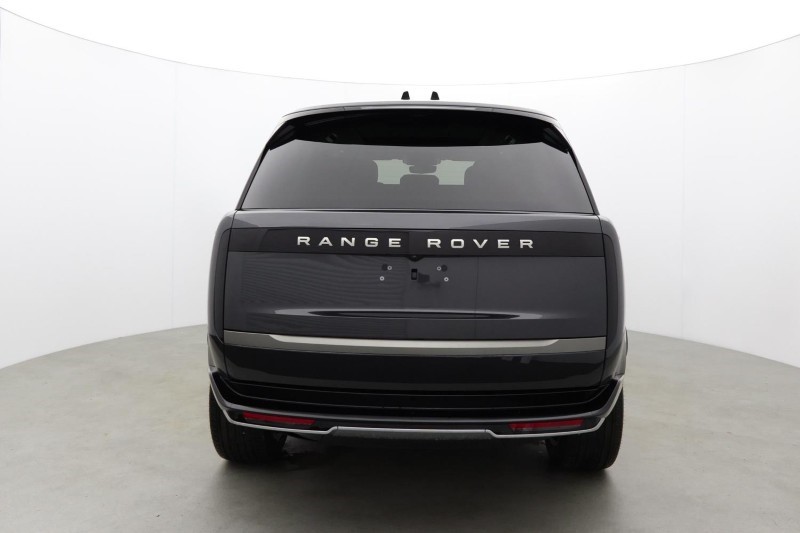  LAND ROVER RANGE ROVER 3.0 D300 SE 4dr Auto 5724716