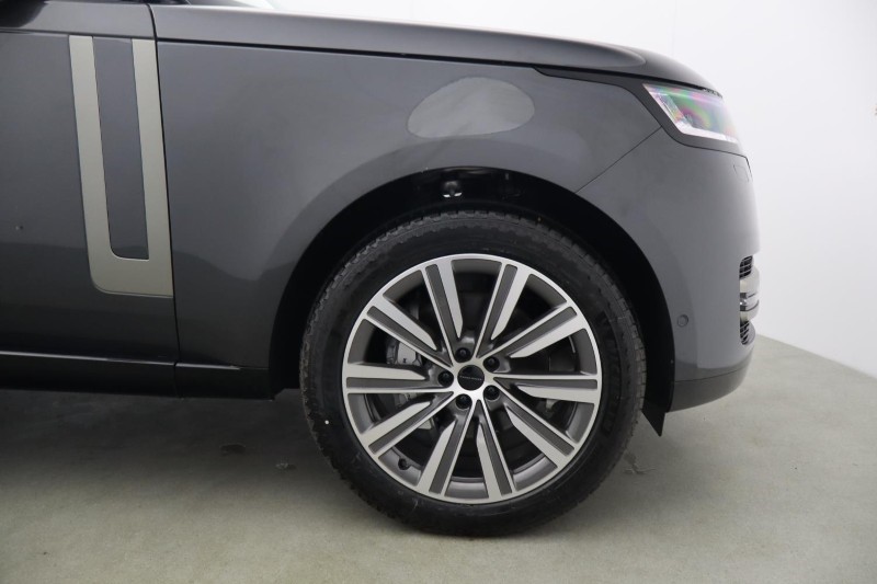  LAND ROVER RANGE ROVER 3.0 D300 SE 4dr Auto 5724723