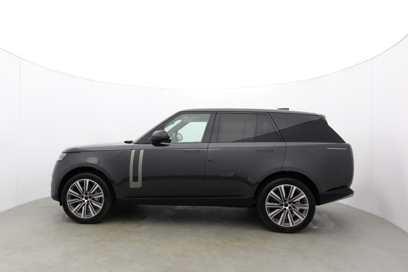  LAND ROVER RANGE ROVER 3.0 D300 SE 4dr Auto 5724718