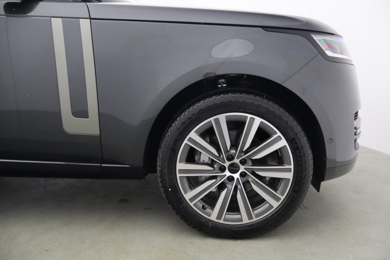  LAND ROVER RANGE ROVER 3.0 D300 SE 4dr Auto 5724721