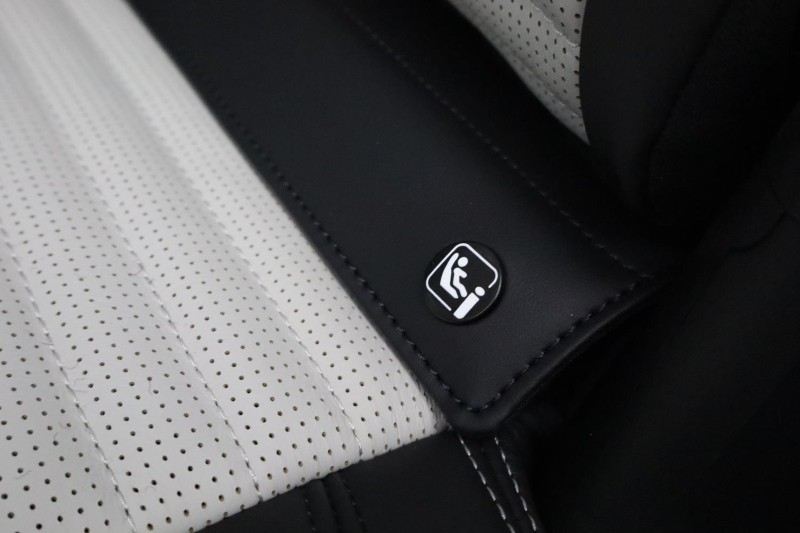  LAND ROVER DISCOVERY 3.0 D350 Dynamic HSE 5dr Auto 5108406