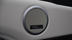 LAND ROVER DISCOVERY 3.0 D350 Dynamic HSE 5dr Auto 5108412