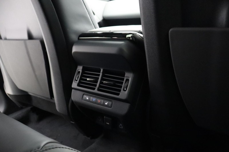  LAND ROVER RANGE ROVER EVOQUE 2.0 D200 Autobiography 5dr Auto [Revised] 5113157