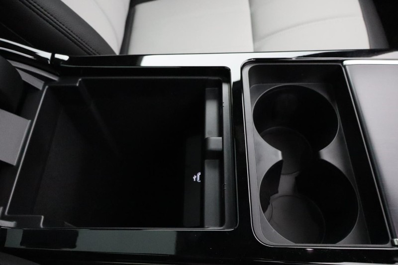  LAND ROVER RANGE ROVER EVOQUE 2.0 D200 Dynamic SE 5dr Auto 5325904