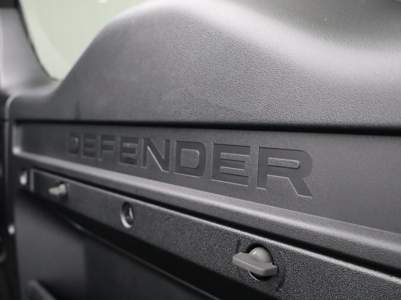  LAND ROVER DEFENDER 3.0 D350 X-Dynamic HSE 110 5dr Auto 5092892
