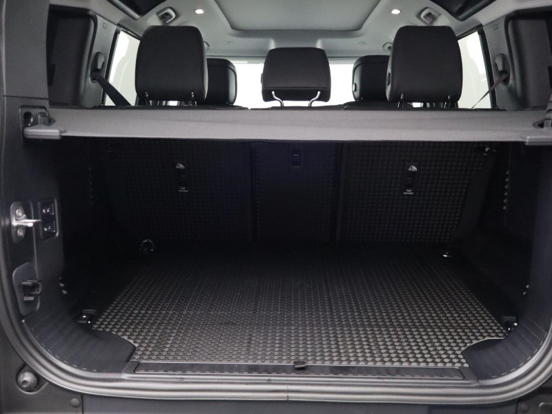  LAND ROVER DEFENDER 3.0 D350 X-Dynamic HSE 110 5dr Auto 5092890