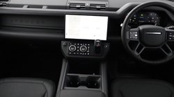 LAND ROVER DEFENDER 3.0 D350 X-Dynamic HSE 110 5dr Auto 5092932