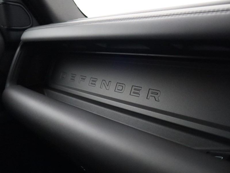  LAND ROVER DEFENDER 3.0 D350 X-Dynamic HSE 110 5dr Auto 5092950