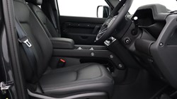 LAND ROVER DEFENDER 3.0 D350 X-Dynamic HSE 110 5dr Auto 5092906