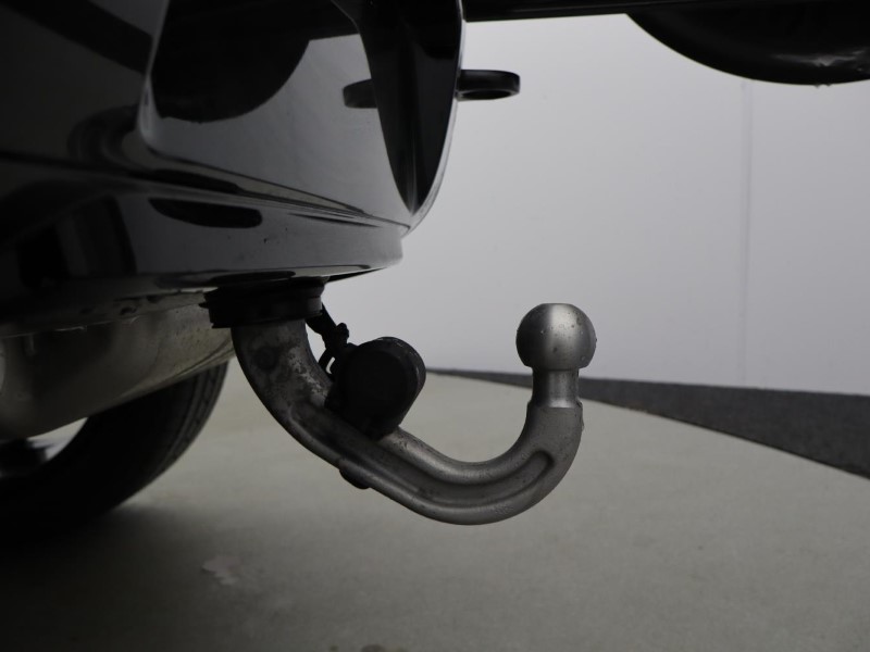  LAND ROVER DEFENDER 3.0 D350 X-Dynamic HSE 110 5dr Auto 5092891