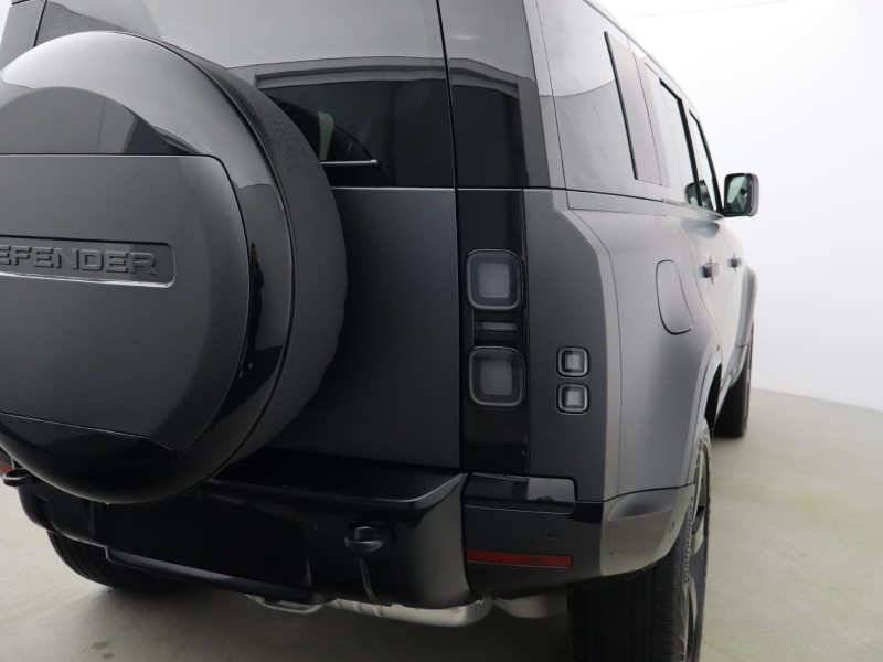  LAND ROVER DEFENDER 3.0 D350 X-Dynamic HSE 110 5dr Auto 5092881