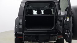 LAND ROVER DEFENDER 3.0 D350 X-Dynamic HSE 110 5dr Auto 5092886