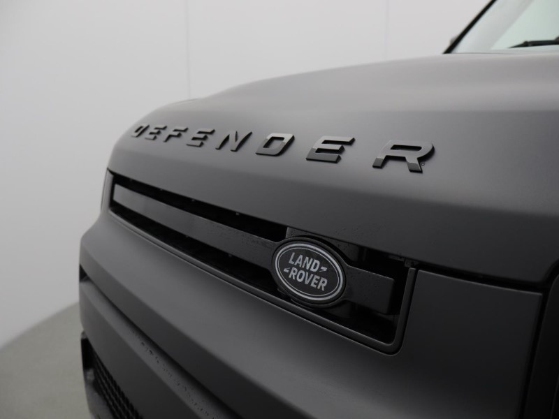  LAND ROVER DEFENDER 3.0 D350 X-Dynamic HSE 110 5dr Auto 5092921