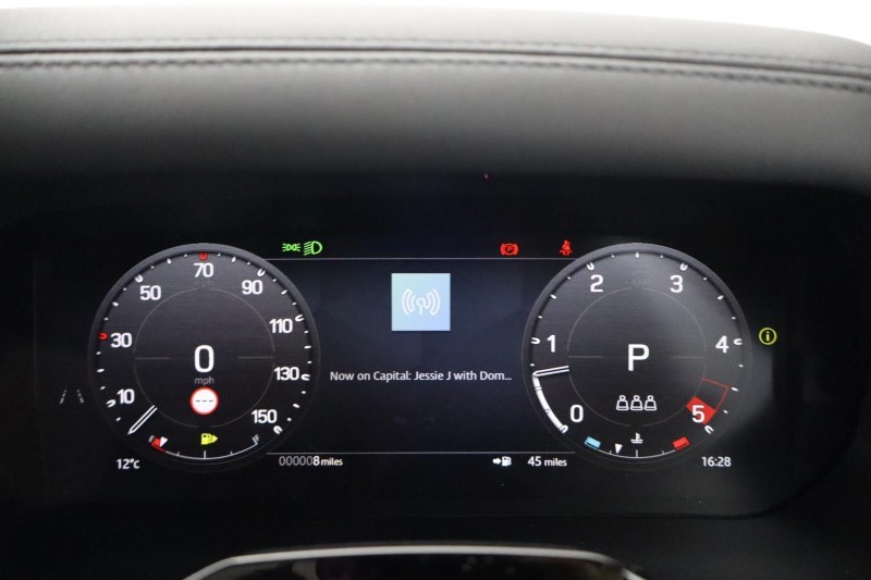  LAND ROVER DEFENDER 3.0 D250 X-Dynamic SE 110 5dr Auto 5319397