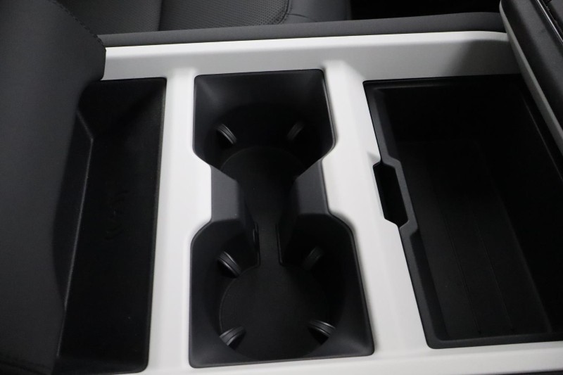  LAND ROVER DEFENDER 3.0 D250 X-Dynamic SE 110 5dr Auto 5319422